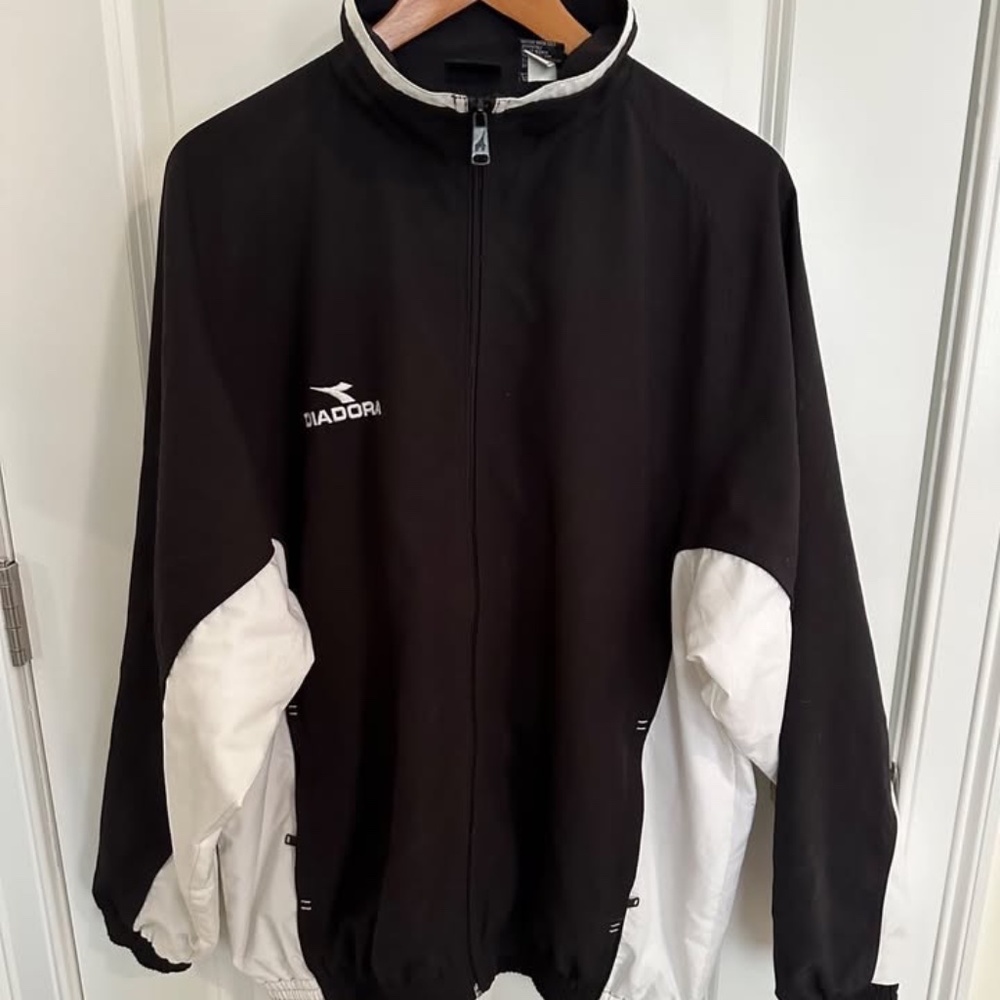 DIADORA Men’s Competitive Tennis Jacket – Size L – Navy & White